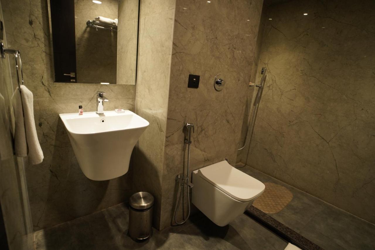 Noxx Residency Otel Hāora Dış mekan fotoğraf